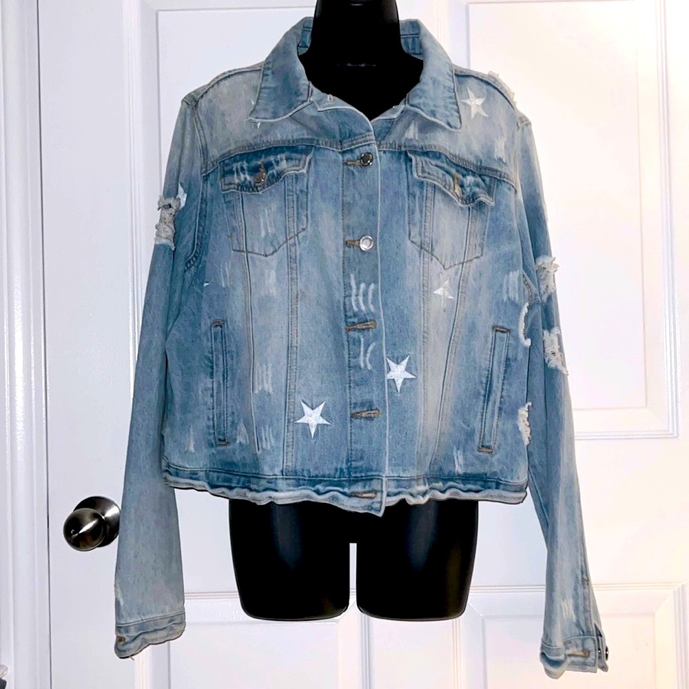 🔴 CLEARANCE🔖 ANGEL KISS EMBROIDERED STARS RIPPED DESTROYED DENIM JEAN JACKET 1X - Picture 2 of 12